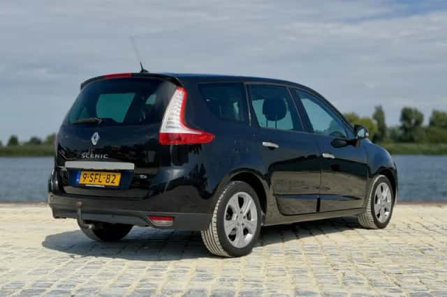 Renault Grand Scénic (2008) thumbnail 5
