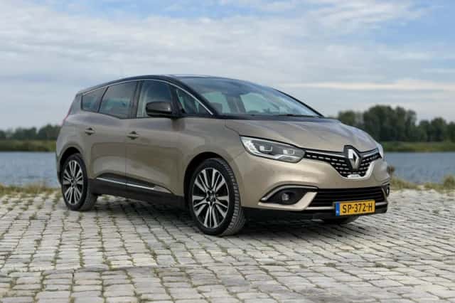 Renault Grand Scénic (2018) thumbnail 3