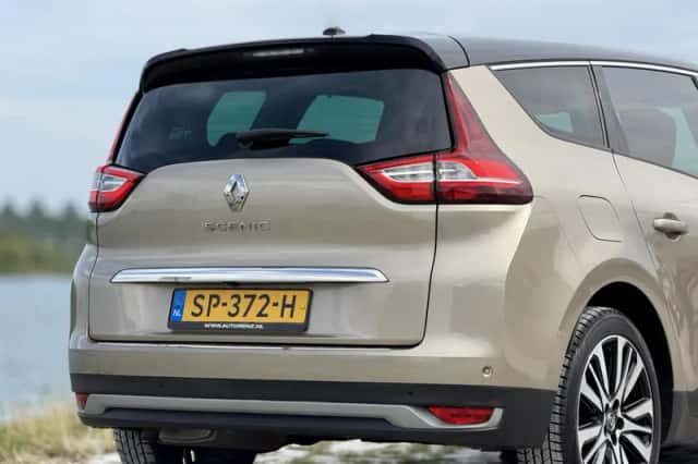 Renault Grand Scénic (2018) thumbnail 4