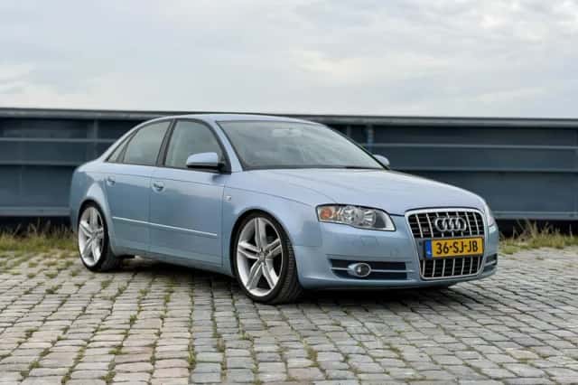 Audi A4 (2006) thumbnail 3