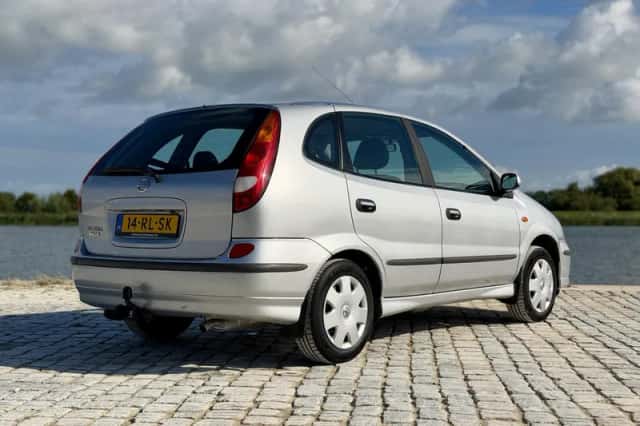Nissan Almera Tino (2005) thumbnail 5