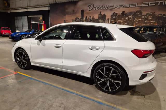 Audi A3 (2024) thumbnail 5