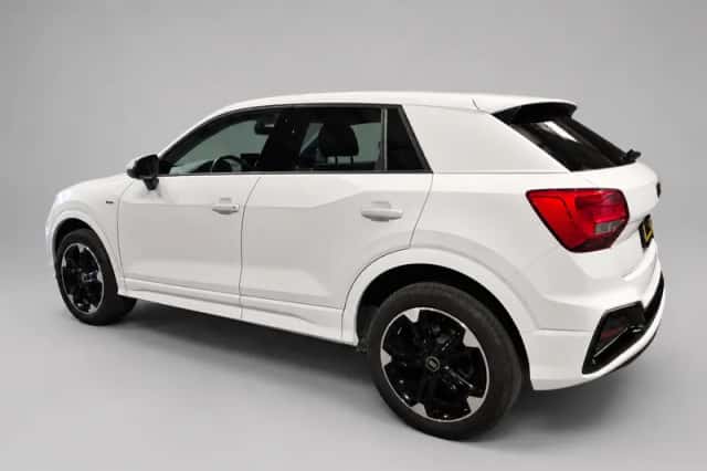 Audi Q2 (2024) thumbnail 3
