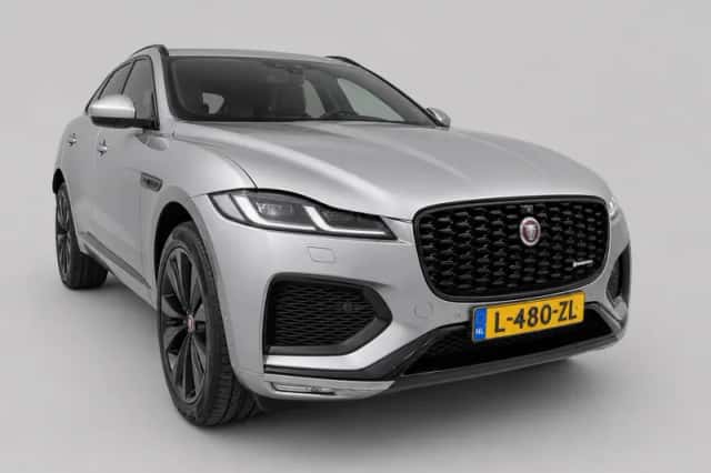 Jaguar F-Pace (2021) thumbnail 1