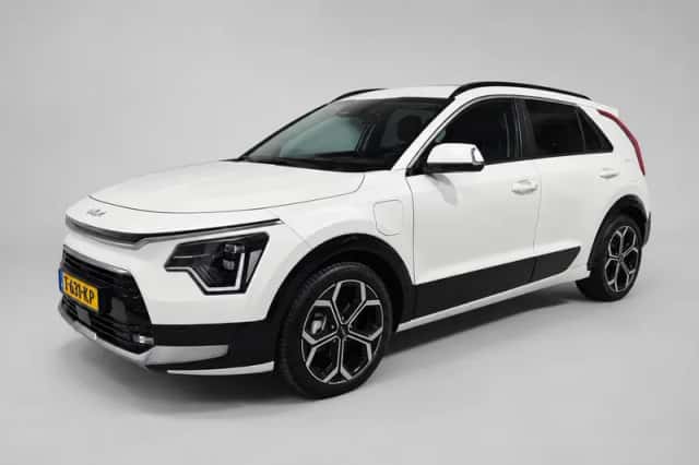 Kia Niro (2023) thumbnail 5