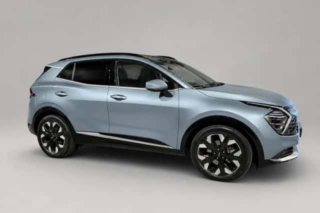 Kia Sportage (2023) thumbnail 2