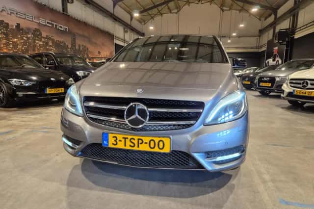 Mercedes-Benz B-Klasse (2014) thumbnail 6
