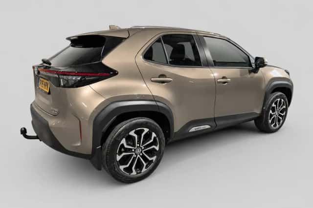 Toyota Yaris Cross (2022) thumbnail 3