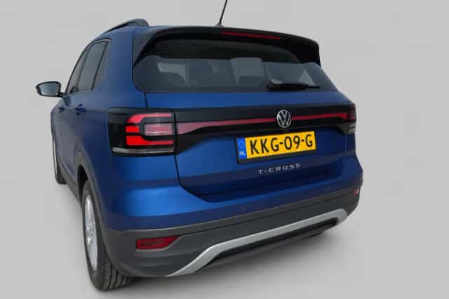 Volkswagen T-Cross (2023) thumbnail 4