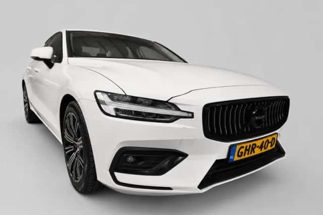 Volvo S60 (2021) thumbnail 1