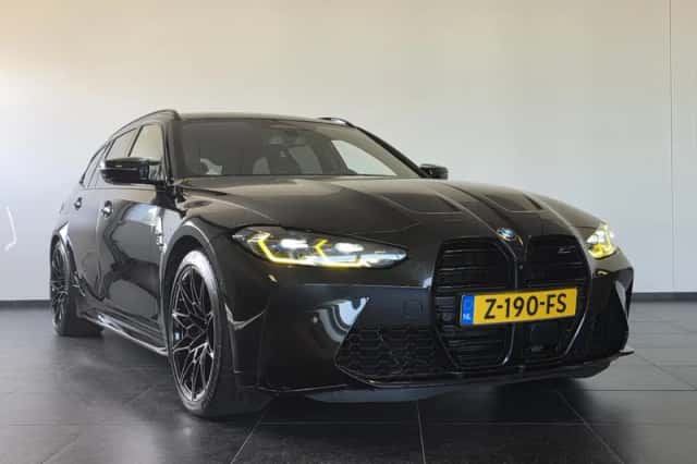 BMW M3 (2023) thumbnail 4
