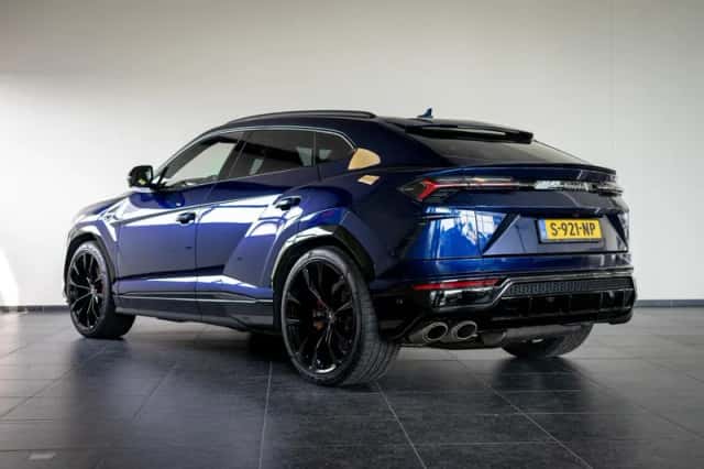 Lamborghini Urus (2020) thumbnail 4