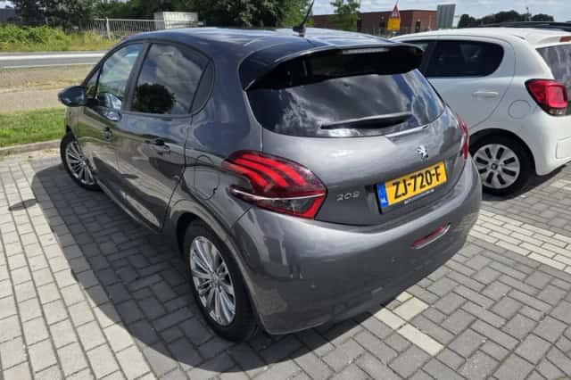 Peugeot 208 (2019) thumbnail 6