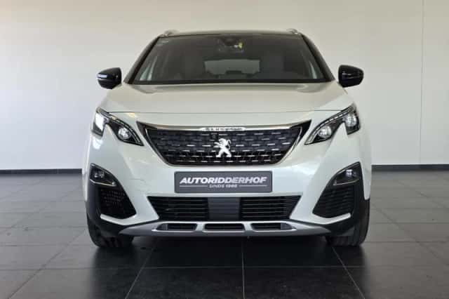 Peugeot 3008 (2017) thumbnail 3