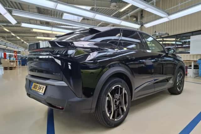 Peugeot 3008 (2025) thumbnail 3