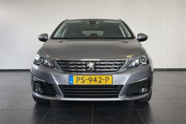 Peugeot 308 (2017) thumbnail 2
