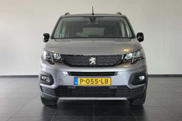 Peugeot Rifter (2021) thumbnail 3