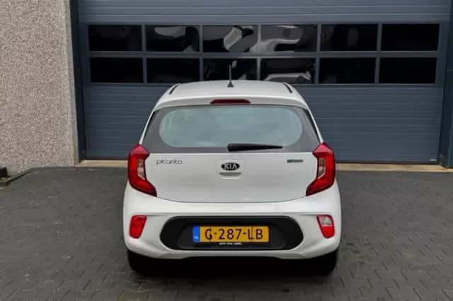 Kia Picanto (2019) thumbnail 5