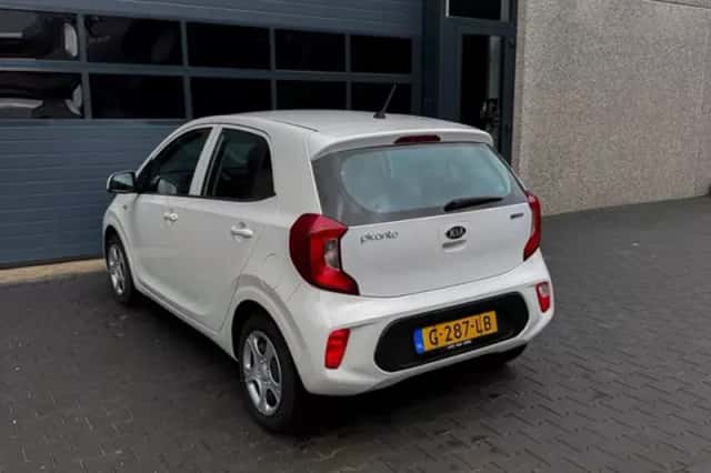 Kia Picanto (2019) thumbnail 6