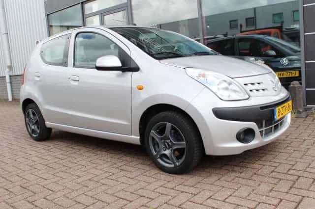 Nissan Pixo (2013) thumbnail 1