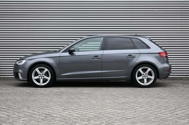 Audi A3 (2018) thumbnail 4
