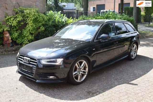 Audi A4 (2013) thumbnail 1