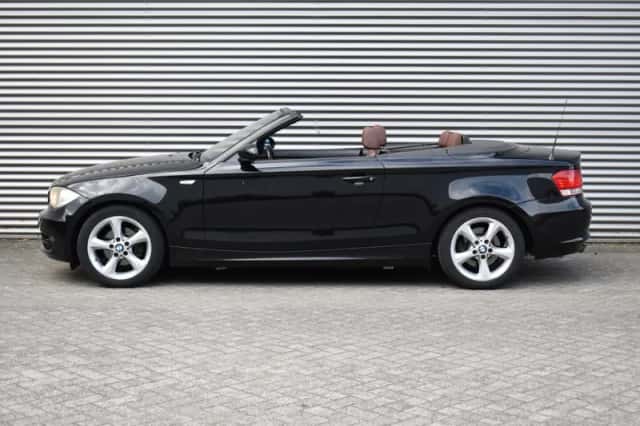BMW 1-Serie (2009) thumbnail 3
