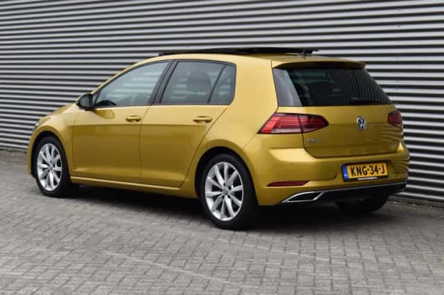 Volkswagen Golf (2018) thumbnail 5