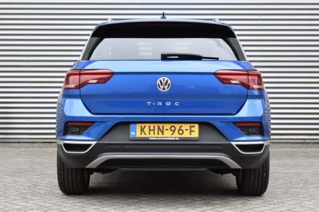 Volkswagen T-Roc (2018) thumbnail 6