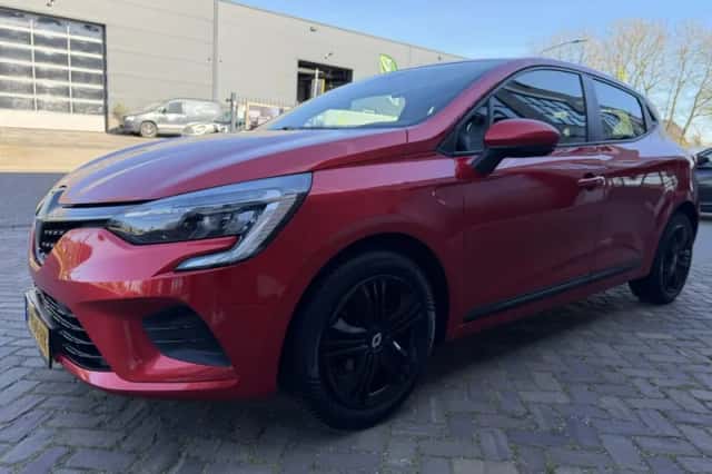 Renault Clio (2022) thumbnail 5