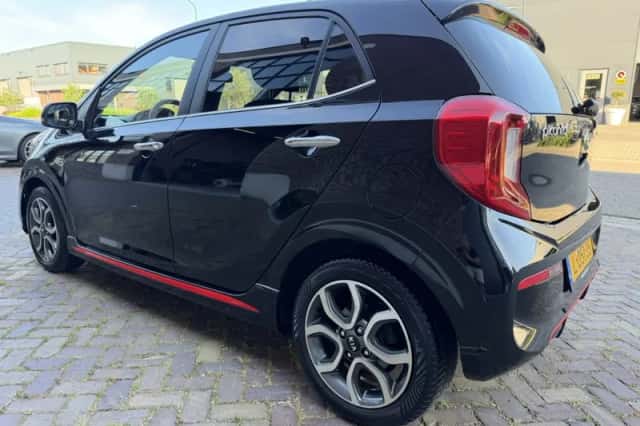 Kia Picanto (2021) thumbnail 6