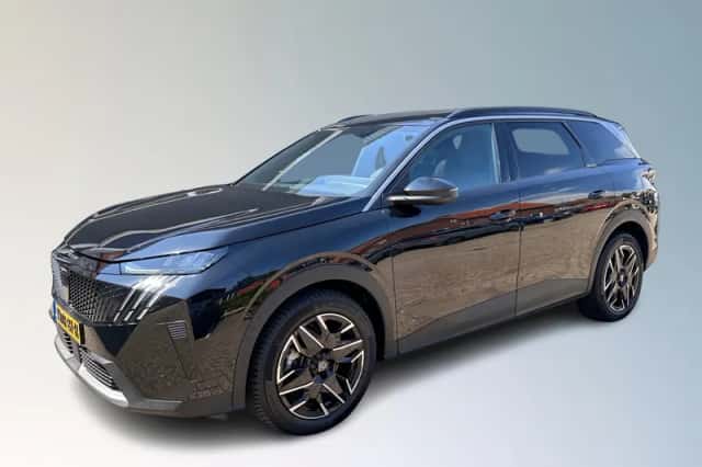 Peugeot 5008 (2025) thumbnail 1