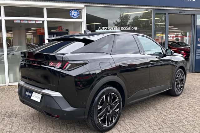 Peugeot 3008 (2025) thumbnail 3