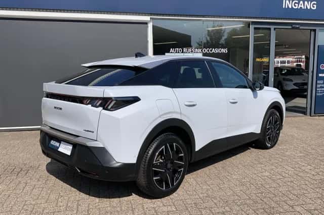 Peugeot 3008 (2025) thumbnail 6