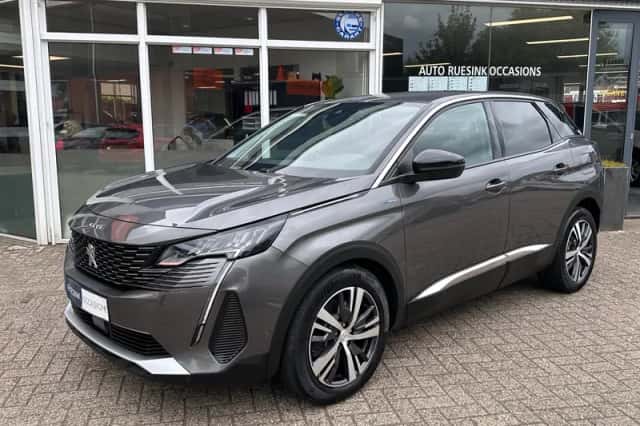 Peugeot 3008 (2022) thumbnail 6