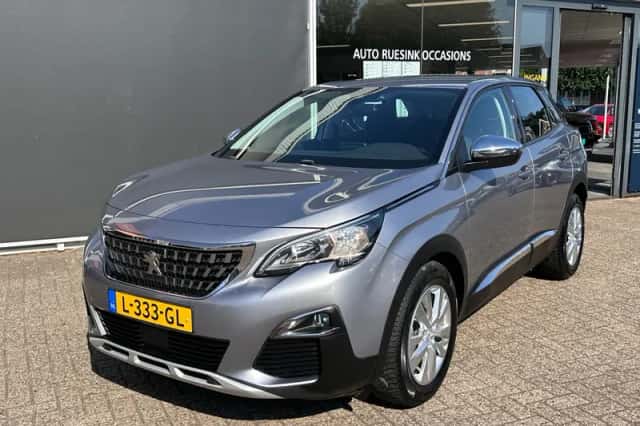 Peugeot 3008 (2017) thumbnail 6