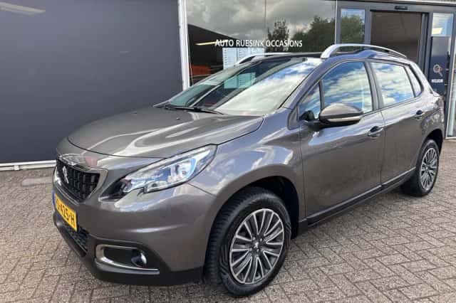 Peugeot 2008 (2017) thumbnail 2