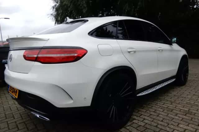 Mercedes-Benz GLE (2018) thumbnail 4