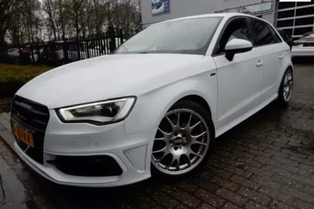 Audi A3 (2013) thumbnail 1