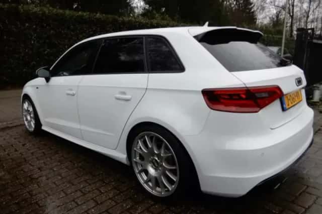 Audi A3 (2013) thumbnail 2