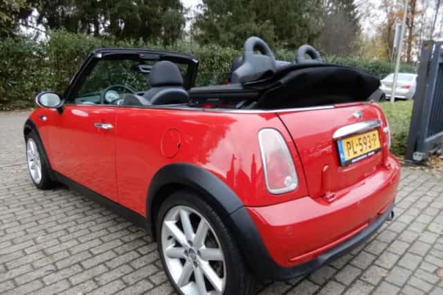 MINI Cooper (2005) thumbnail 5