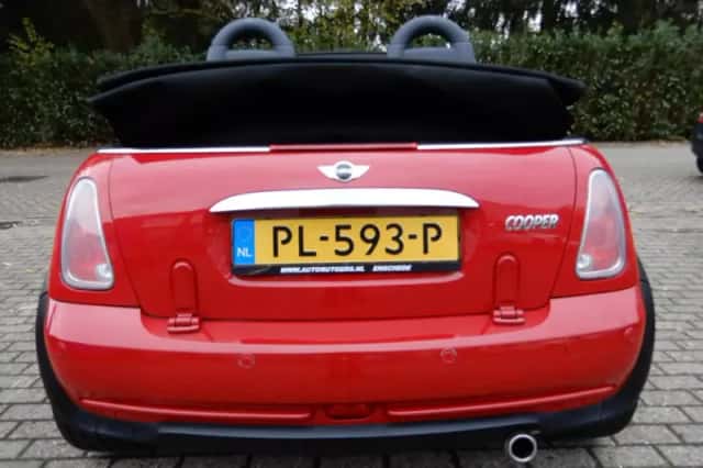 MINI Cooper (2005) thumbnail 6