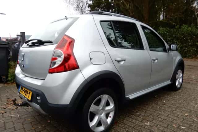 Dacia Sandero Stepway (2010) thumbnail 4