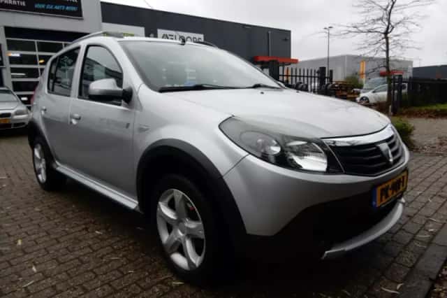 Dacia Sandero Stepway (2010) thumbnail 6