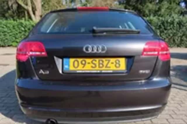 Audi A3 (2011) thumbnail 3