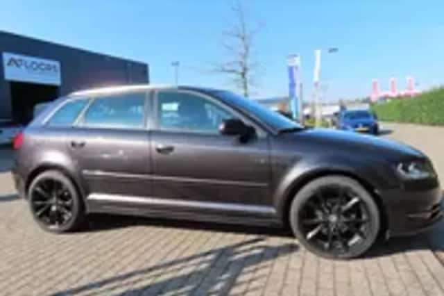 Audi A3 (2011) thumbnail 5