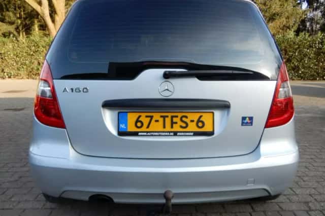 Mercedes-Benz A-Klasse (2012) thumbnail 3