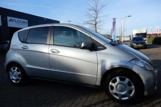 Mercedes-Benz A-Klasse (2012) thumbnail 5