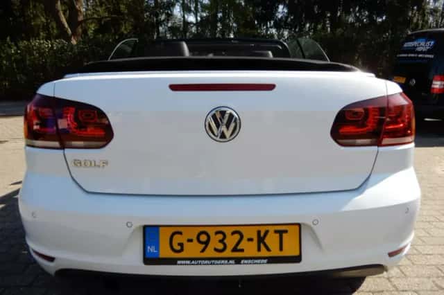 Volkswagen Golf (2012) thumbnail 3