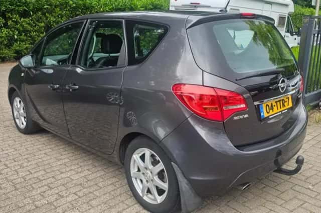 Opel Meriva (2012) thumbnail 2